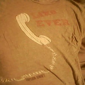 Taylor swift tee